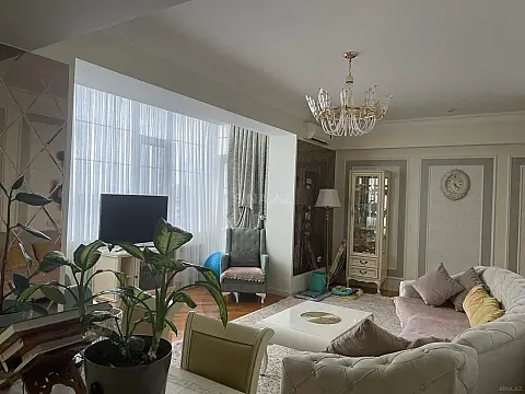 Satılır 4 otaqlı mənzil 167 m² — Bakı, Badamdar 4 otaq 167.00 m²