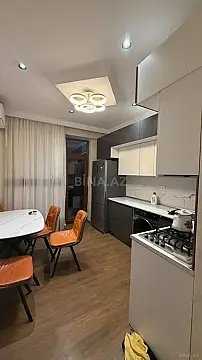 Kirayə verilir 3 otaqlı mənzil 130 m² — Bakı, Yasamal 3 otaq 130.00 m²