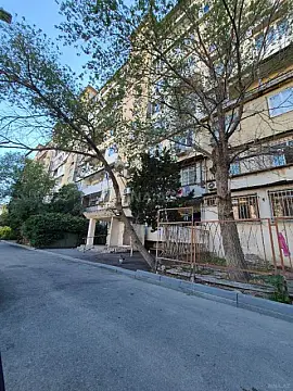 Satılır 2 otaqlı mənzil 50 m² — Bakı, İnşaatçılar 2 otaq 50.00 m²