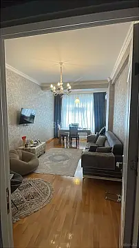 Kirayə verilir 3 otaqlı mənzil 140 m² — Bakı, Nərimanov 3 otaq 140.00 m²