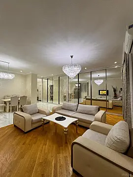 Satılır 3 otaqlı mənzil 117 m² — Bakı, Nizami 3 otaq 117.00 m²