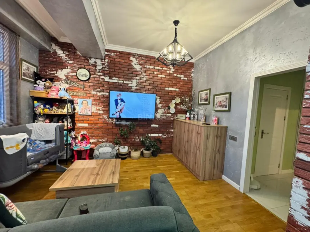 Satılır 2 otaqlı mənzil 45.6 m²