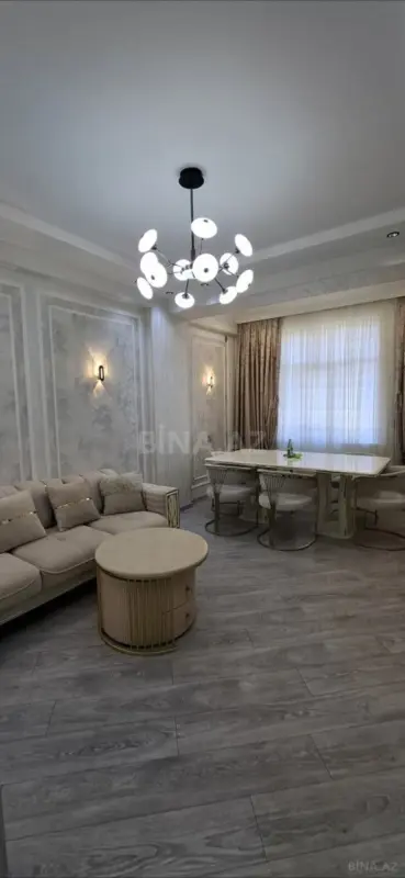 Satılır 2 otaqlı mənzil 66 m²