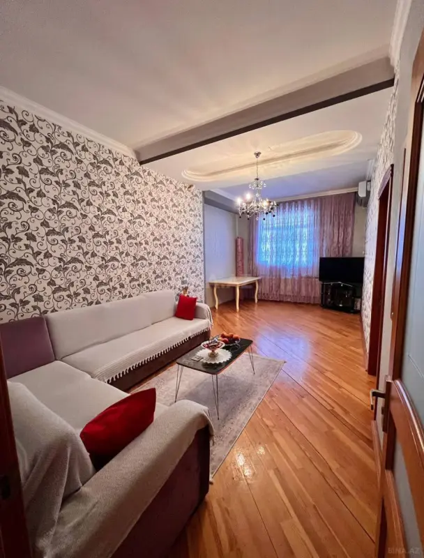 Satılır 3 otaqlı mənzil 70 m²
