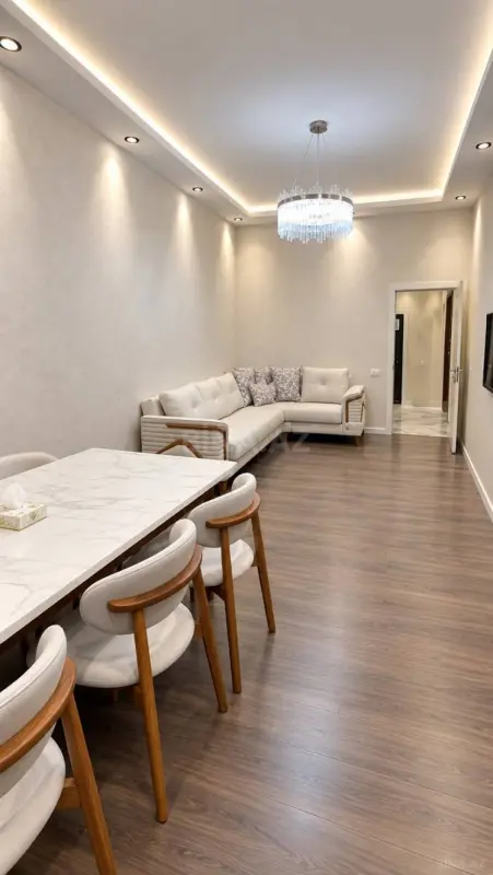 Kirayə verilir 2 otaqlı mənzil 80 m²