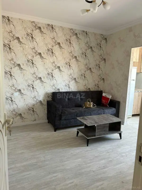 Kirayə verilir 2 otaqlı mənzil 45 m²