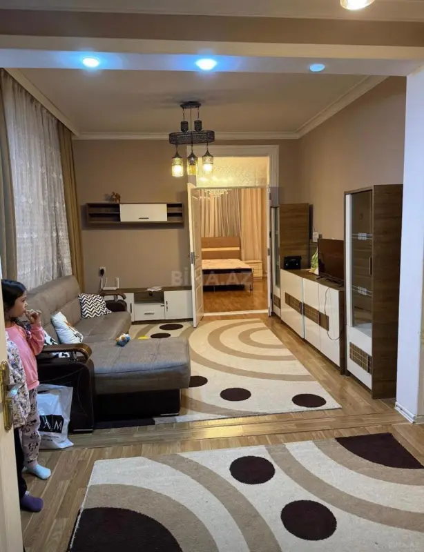 Kirayə verilir 2 otaqlı həyət evi 70 m²