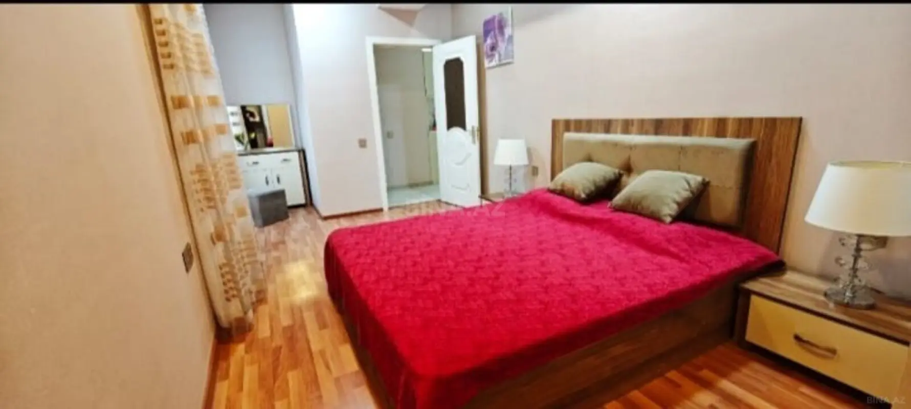 Kirayə verilir 3 otaqlı mənzil 115 m²