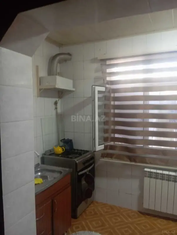 Satılır 4 otaqlı mənzil 95 m²