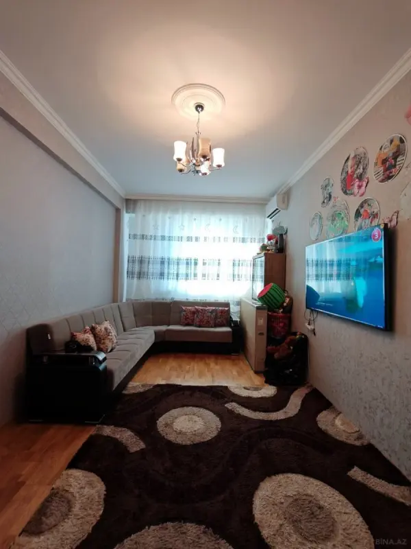 Satılır 2 otaqlı mənzil 63 m²