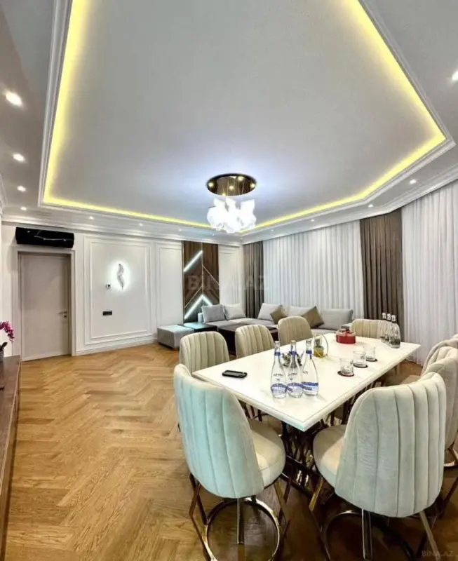 Satılır 3 otaqlı mənzil 92 m²