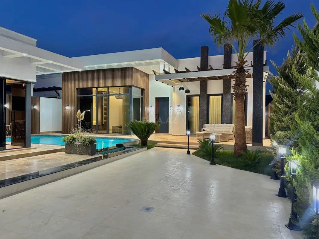 Satılır 5 otaqlı həyət evi 225 m²