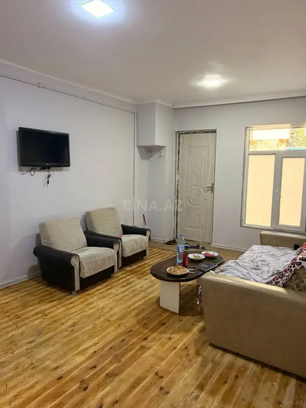 Kirayə verilir 2 otaqlı mənzil 50 m²