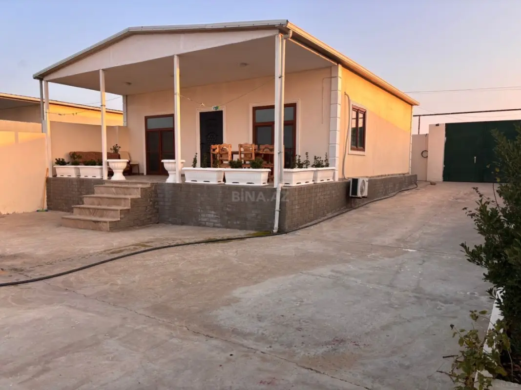 Kirayə verilir 3 otaqlı həyət evi 75 m²