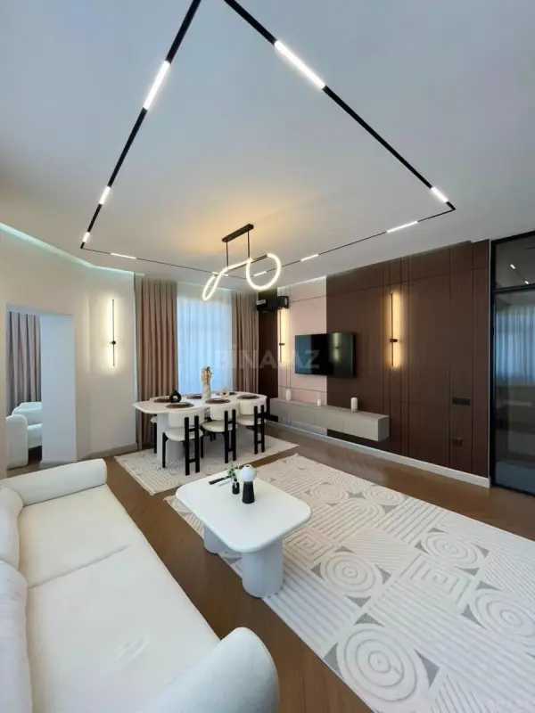 Satılır 3 otaqlı mənzil 93 m²