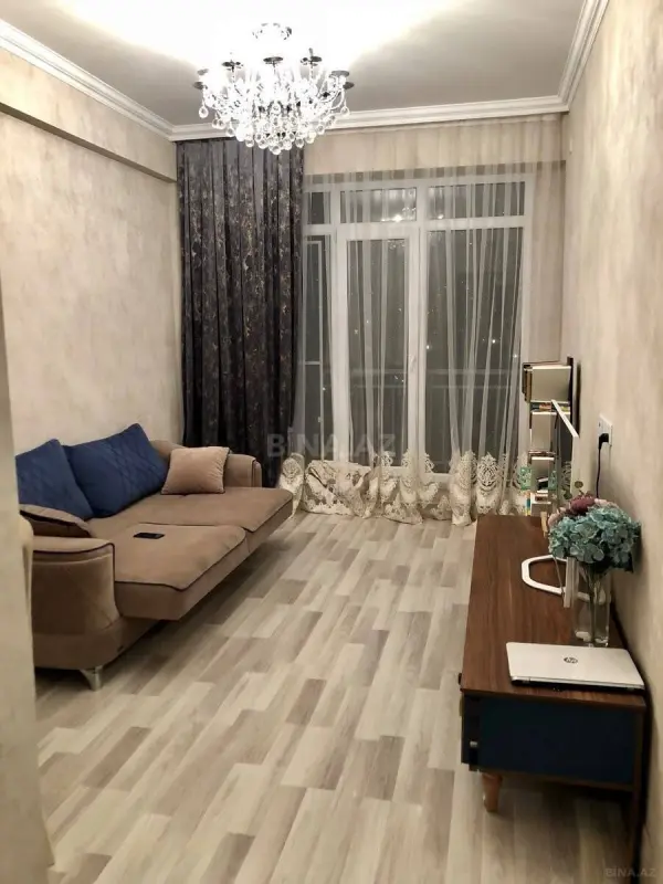 Kirayə verilir 2 otaqlı mənzil 45 m²
