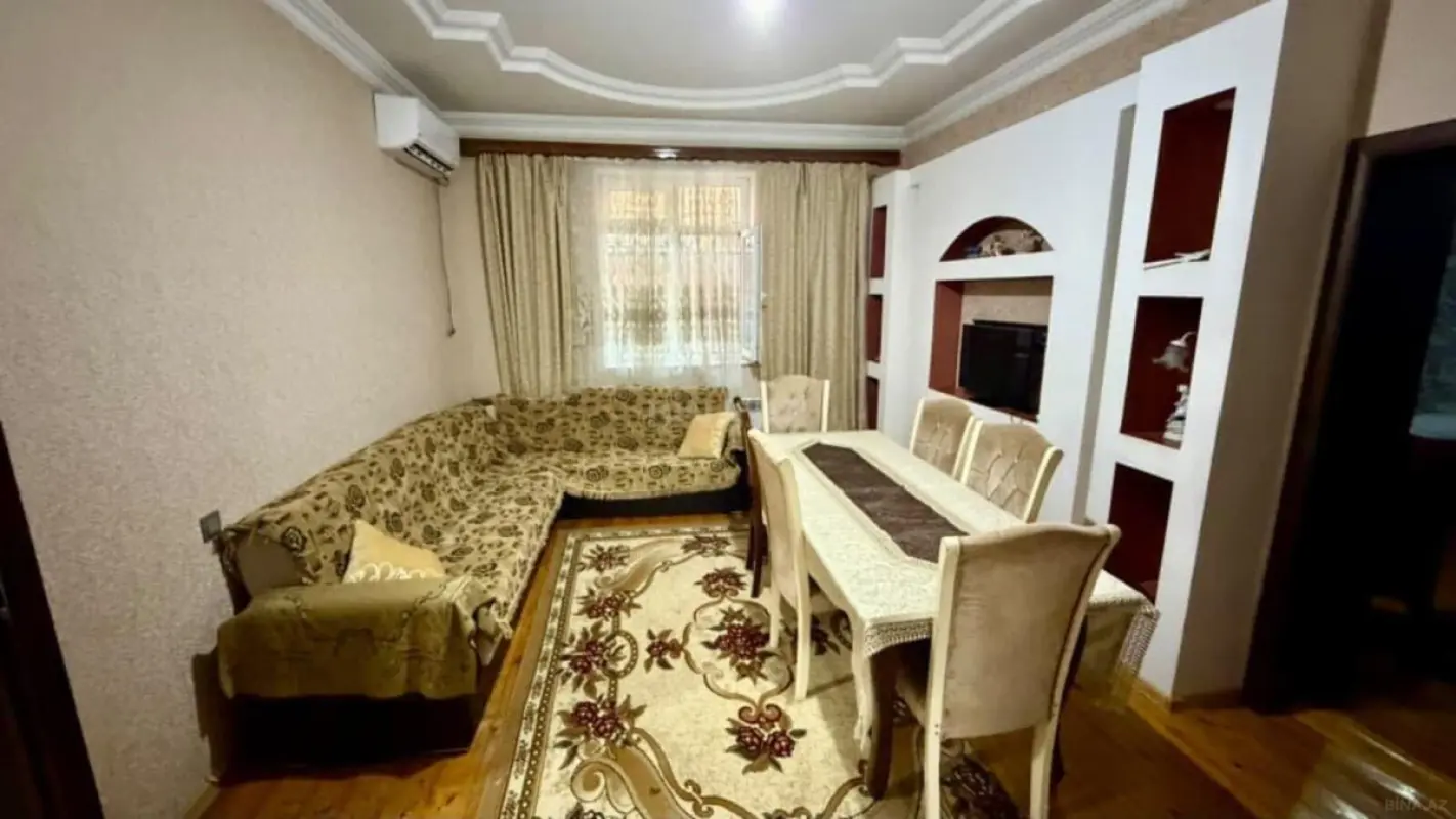 Satılır 4 otaqlı həyət evi 150 m²