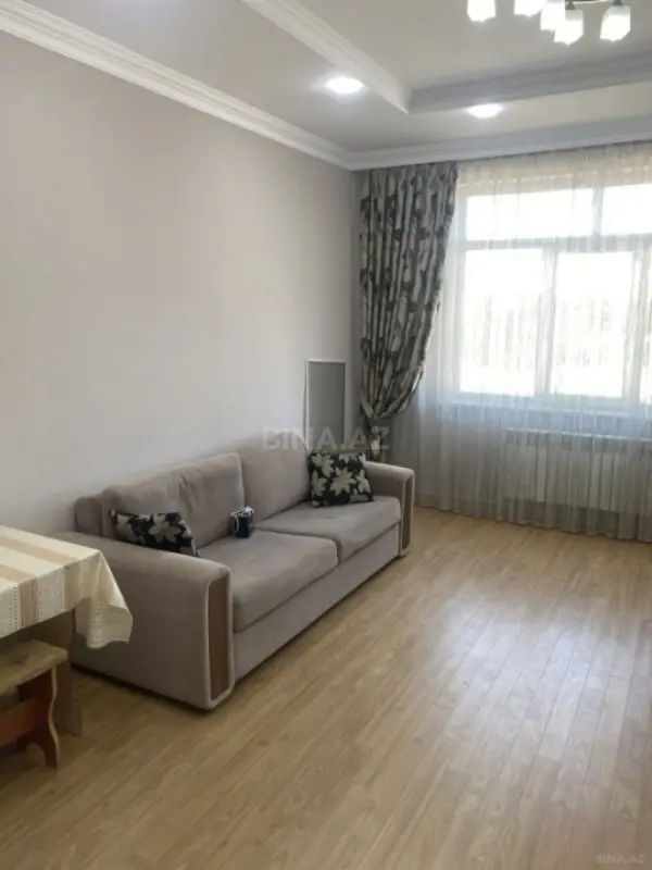 Satılır 2 otaqlı mənzil 55 m²