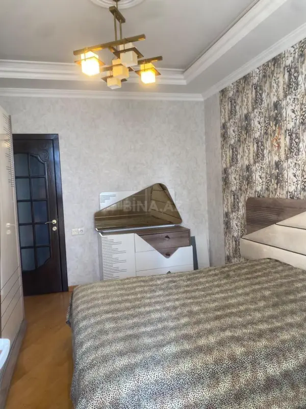 Kirayə verilir 3 otaqlı mənzil 85 m²