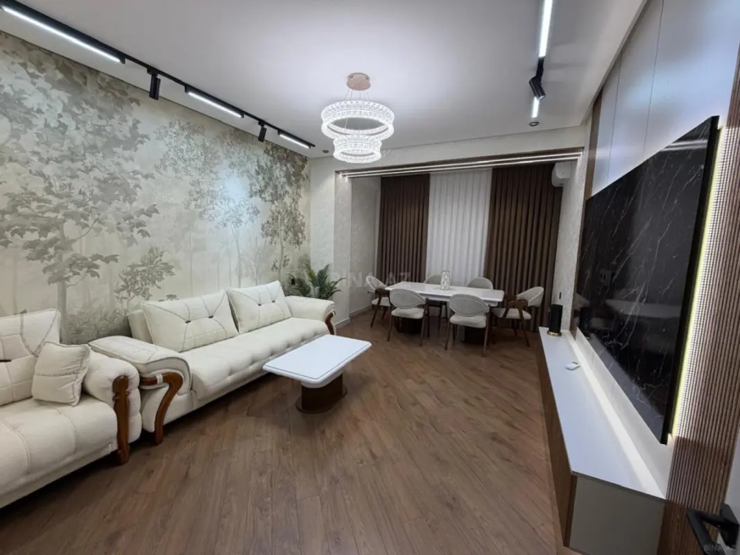 Satılır 3 otaqlı mənzil 105 m²