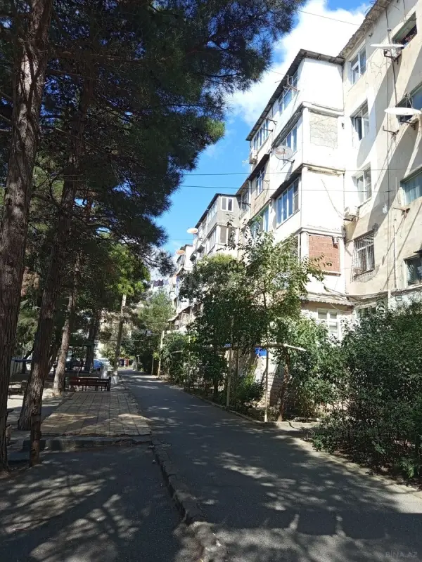 Satılır 2 otaqlı mənzil 48 m²