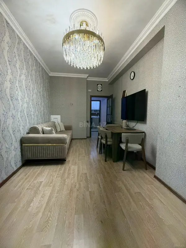 Satılır 2 otaqlı mənzil 62 m²