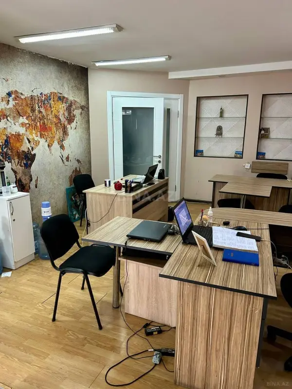 Kirayə verilir 3 otaqlı ofis 60 m²