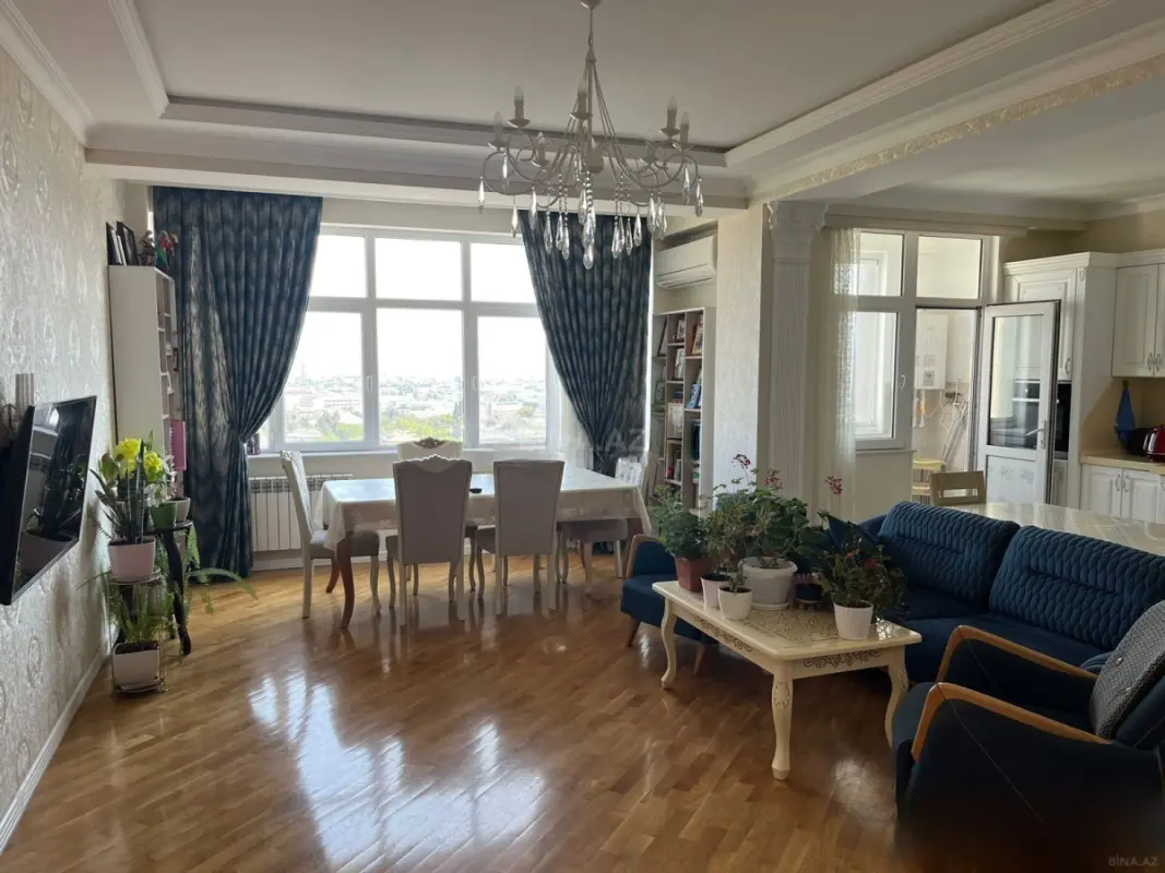 Kirayə verilir 3 otaqlı mənzil 120 m²