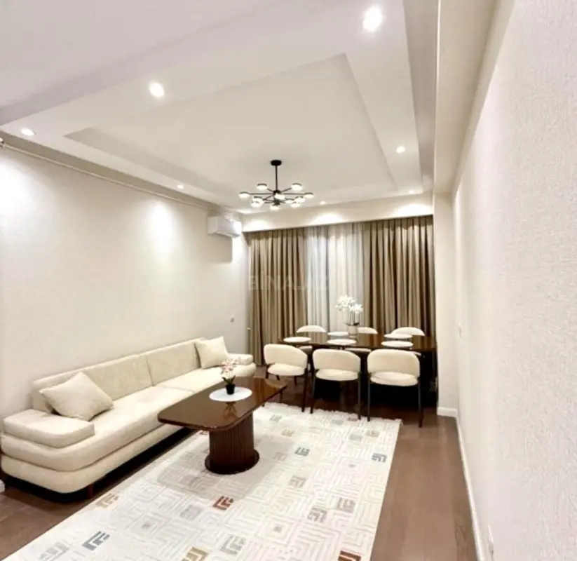 Kirayə verilir 2 otaqlı mənzil 55 m²