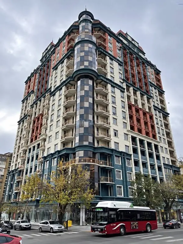 Kirayə verilir 2 otaqlı mənzil 90 m²