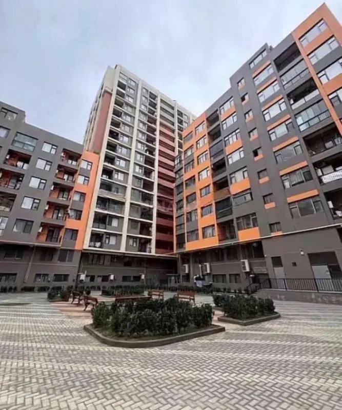 Kirayə verilir 2 otaqlı mənzil 70 m²