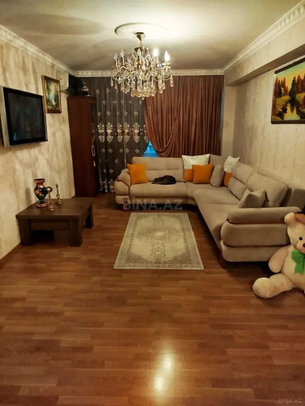Satılır 3 otaqlı mənzil 115 m²