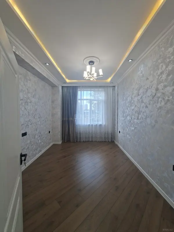 Satılır 2 otaqlı mənzil 68 m²