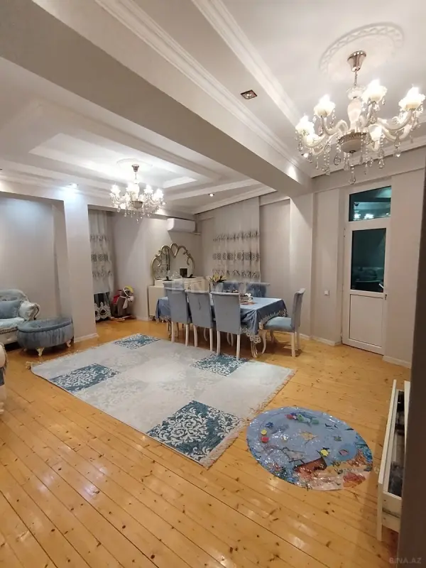 Satılır 3 otaqlı mənzil 110 m²