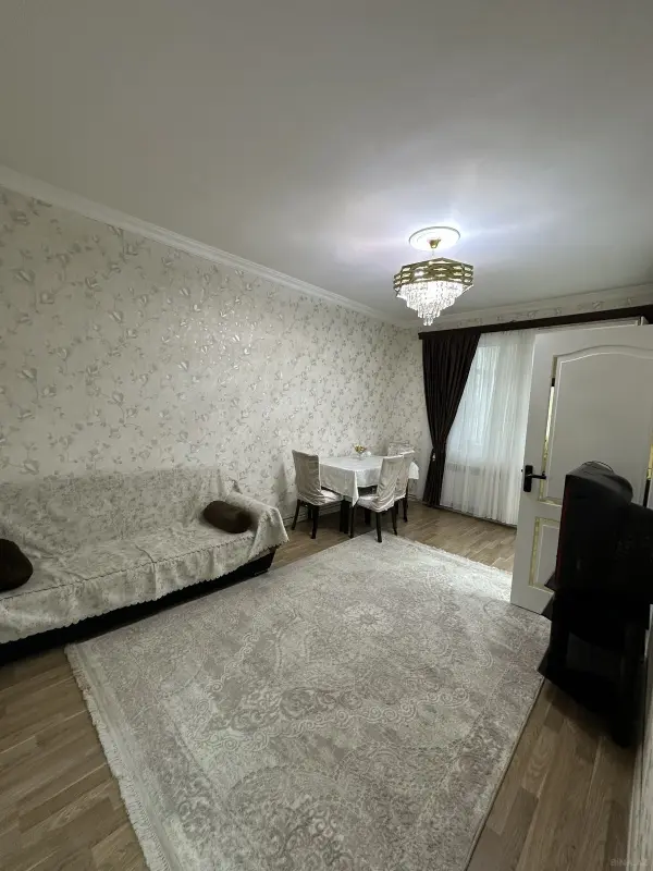 Satılır 2 otaqlı mənzil 53 m²