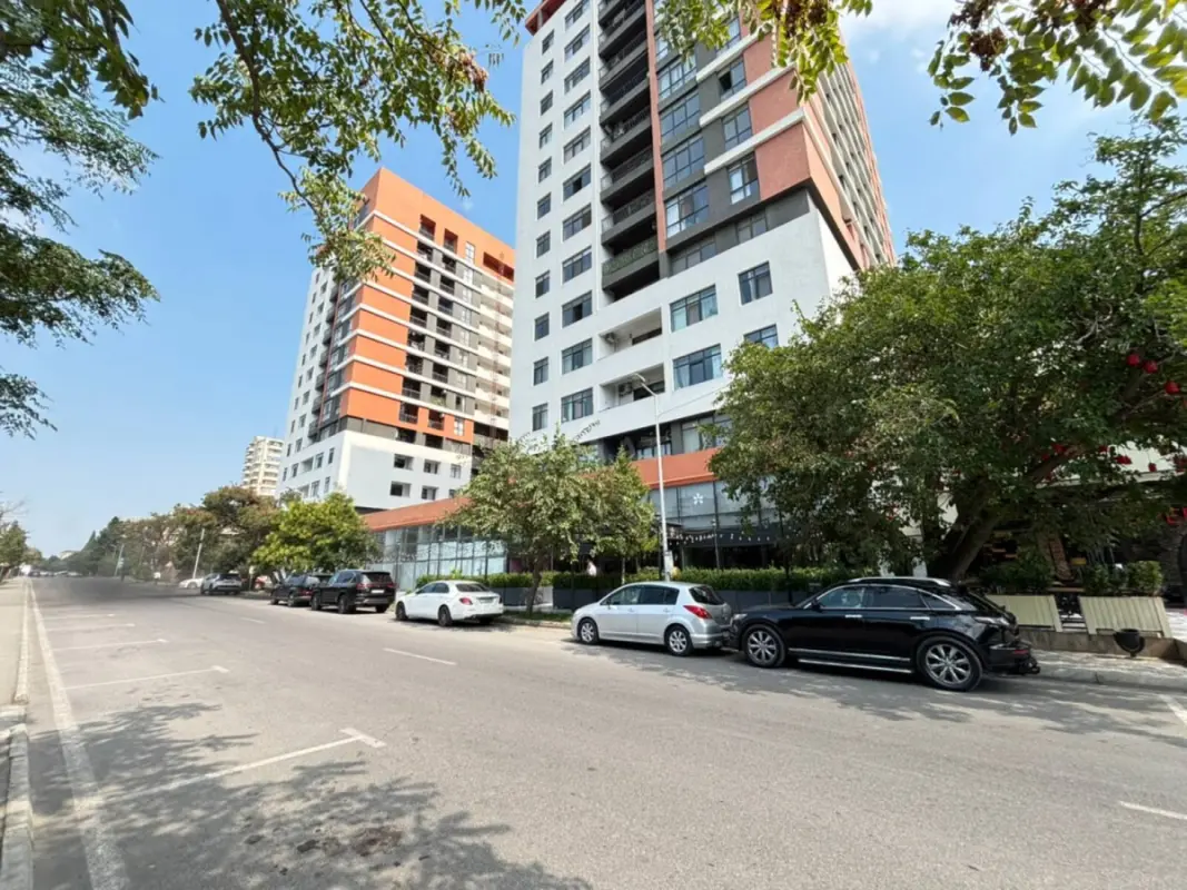 Satılır 2 otaqlı mənzil 70 m²