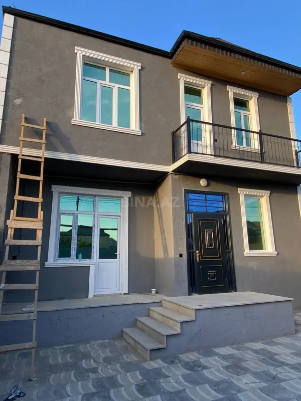 Satılır 4 otaqlı həyət evi 144 m²