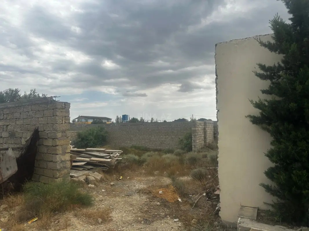 Satılır torpaq sahəsi 8 m²