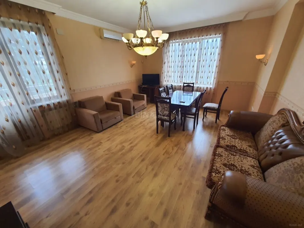Kirayə verilir 3 otaqlı mənzil 100 m²