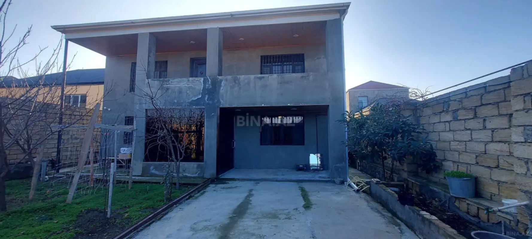 Satılır 7 otaqlı həyət evi 190 m²