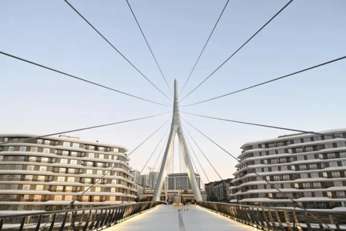 Kirayə verilir 5 otaqlı ofis 220 m²