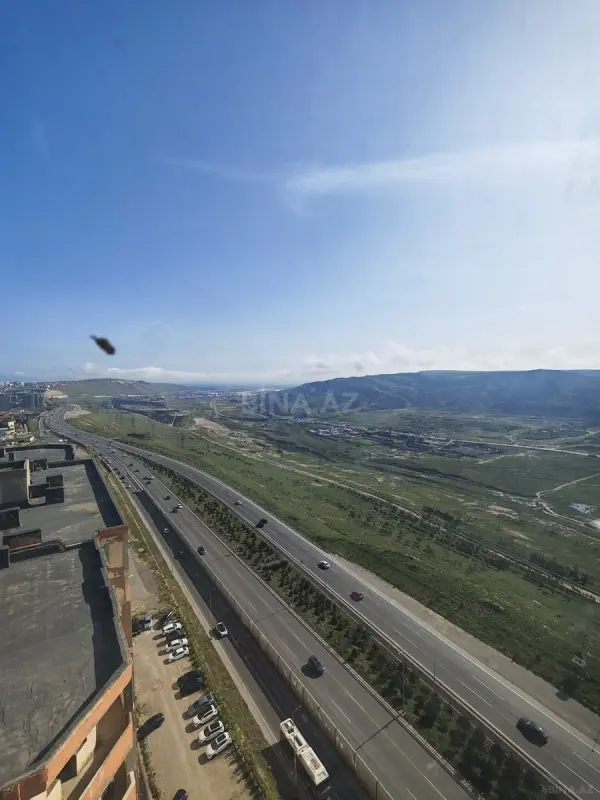 Kirayə verilir 3 otaqlı mənzil 130 m²