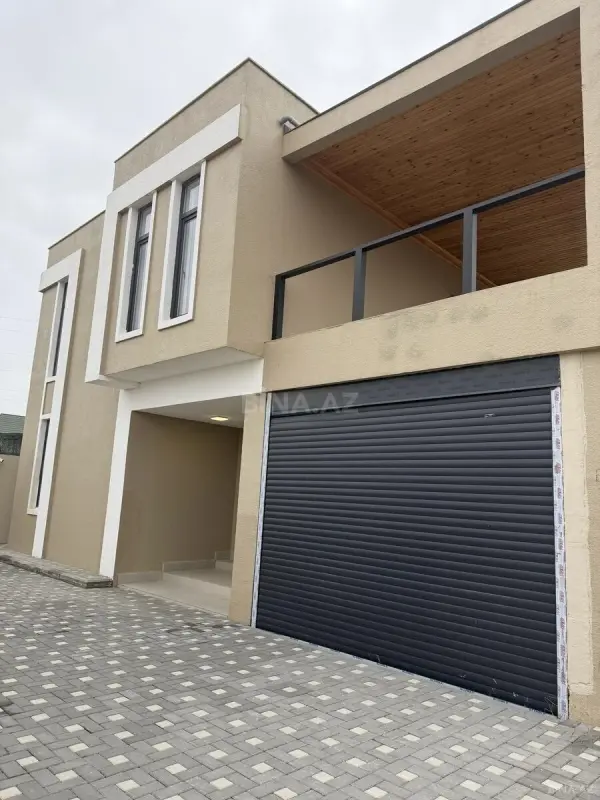 Satılır 5 otaqlı həyət evi 180 m²