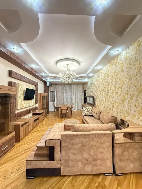Satılır 3 otaqlı mənzil 90 m²