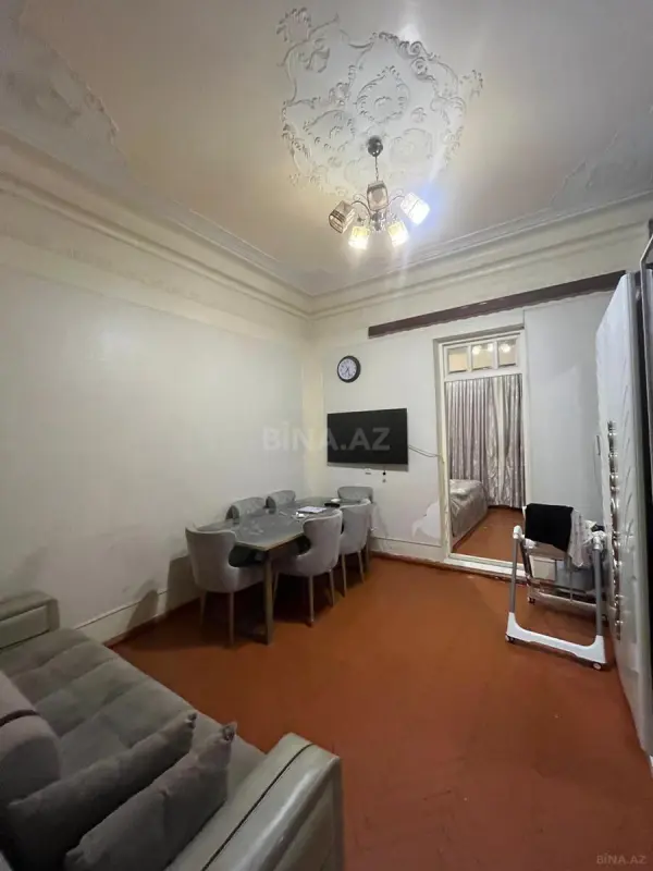 Satılır 2 otaqlı mənzil 52 m²