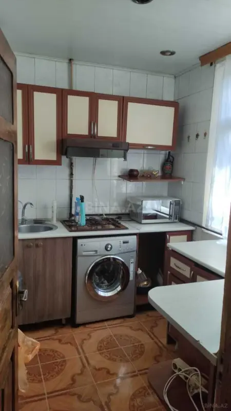 Kirayə verilir 2 otaqlı mənzil 45 m²