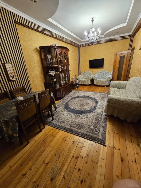Satılır 3 otaqlı mənzil 75 m²