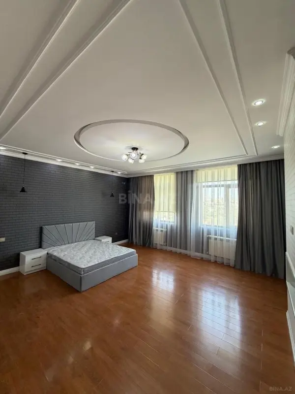Kirayə verilir 4 otaqlı mənzil 240 m²