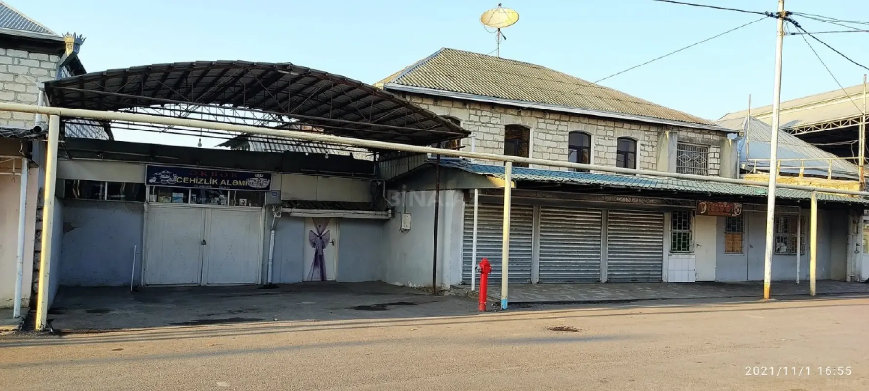 Satılır 11 otaqlı həyət evi 800 m²