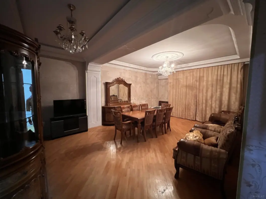 Kirayə verilir 2 otaqlı mənzil 73 m²